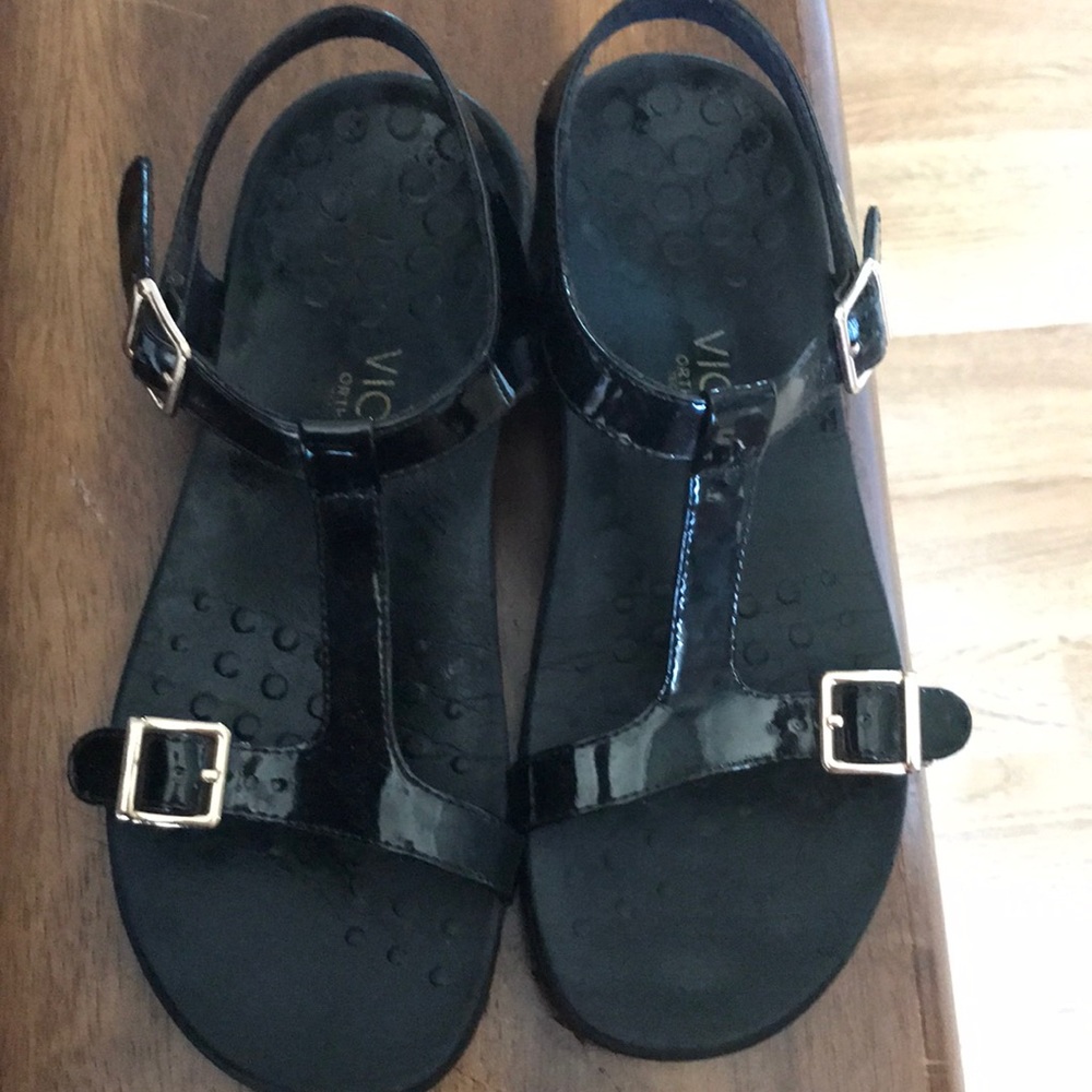 Vionic sandals